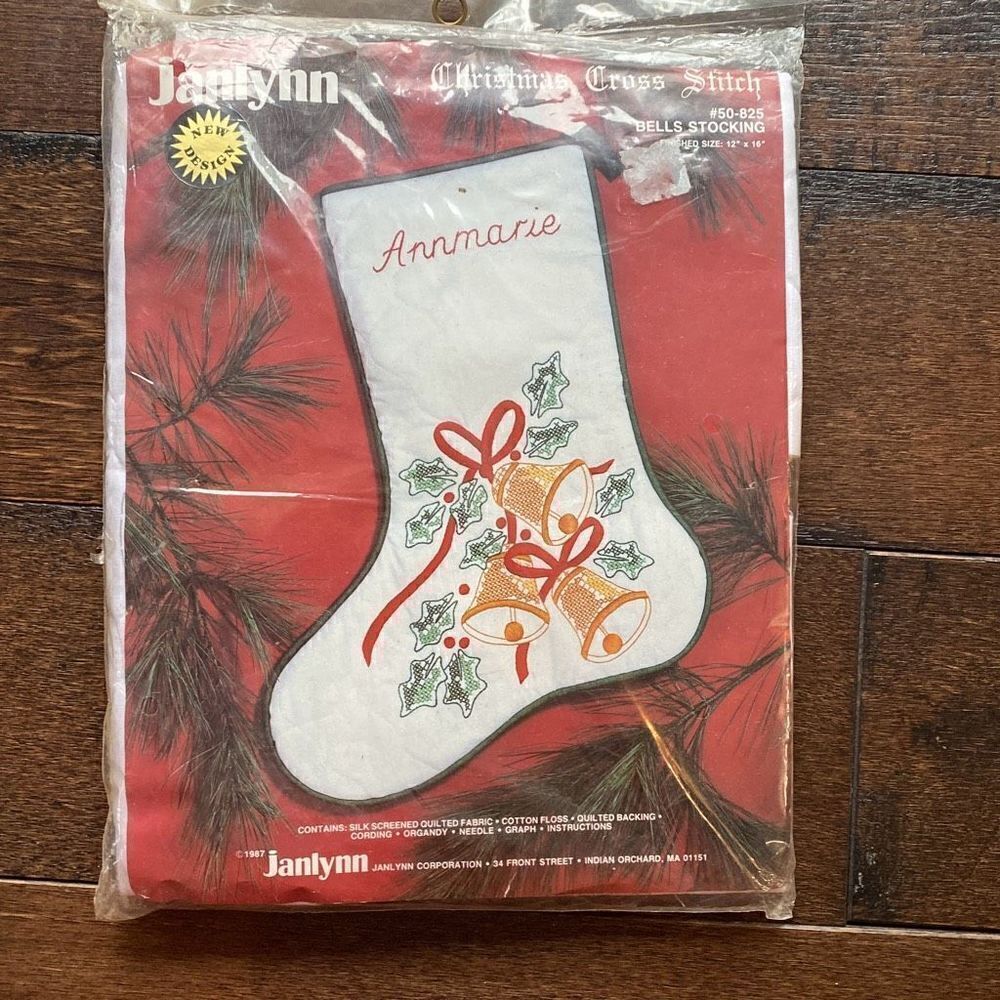 Vintage NOS Janlynn Christmas cross stitch stocking bells 50-825 kit